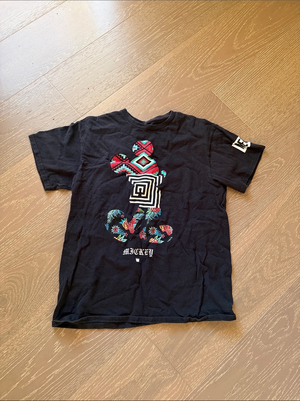 DISNEY X NEFF collab t shirt